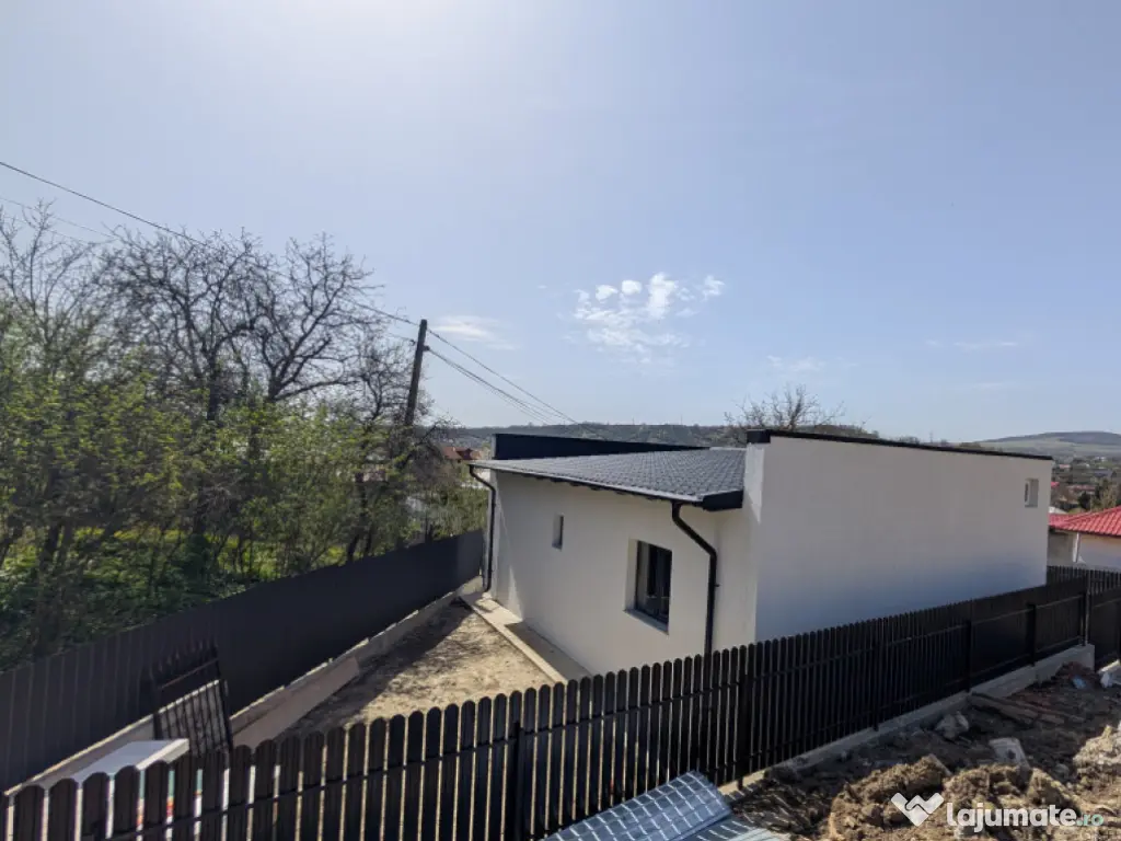 Casa Hemeius - încălzire pardoseala, toate utilitățile,