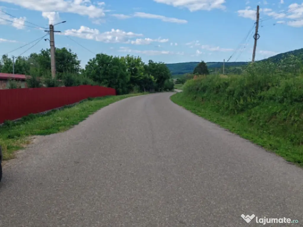 Casa parter si teren in zona Cretesti, Vaslui 