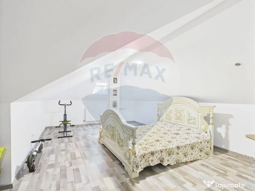 Casa pasiva autonoma Peris Cocioc 380 mp utili P+M teren ... 