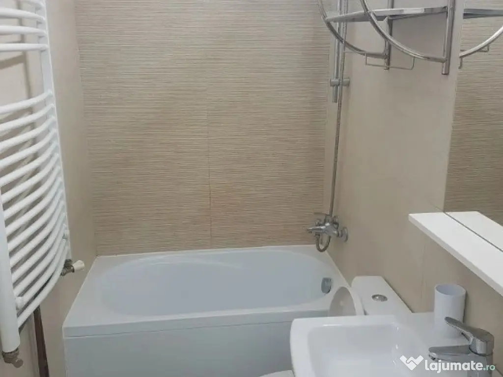 2 camere in zona Lipovei