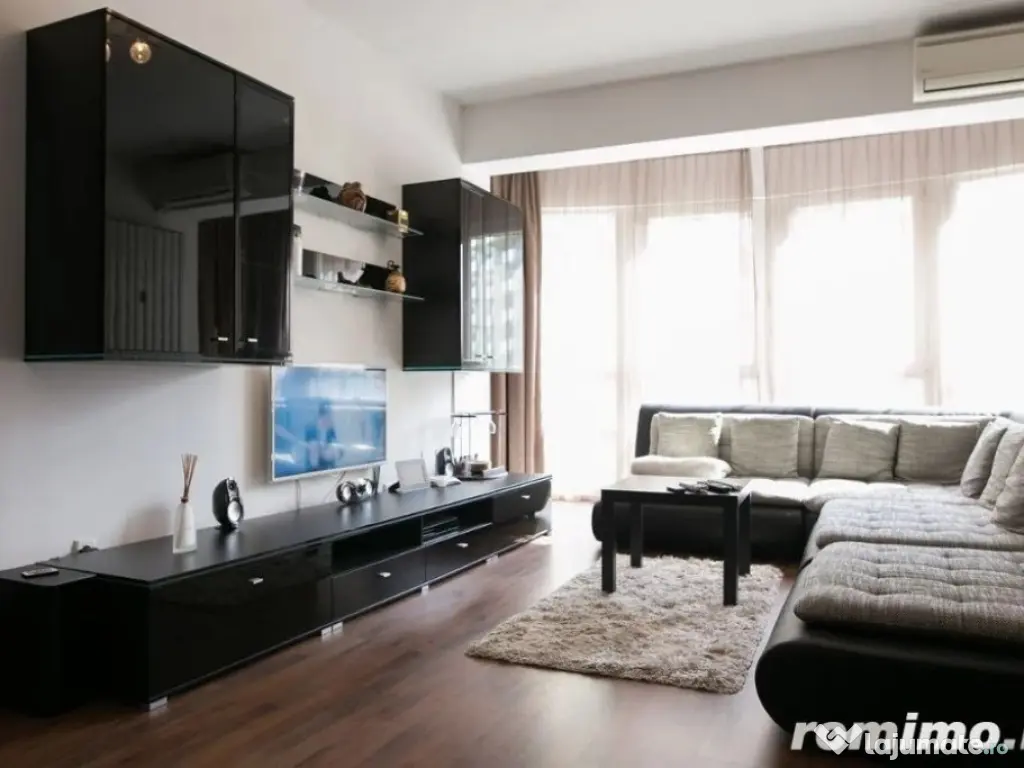 1 camera in zona Aradului