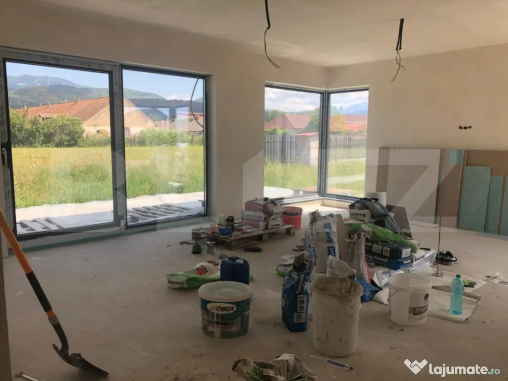 De vanzare, casa in Cristian, finalizare 2025