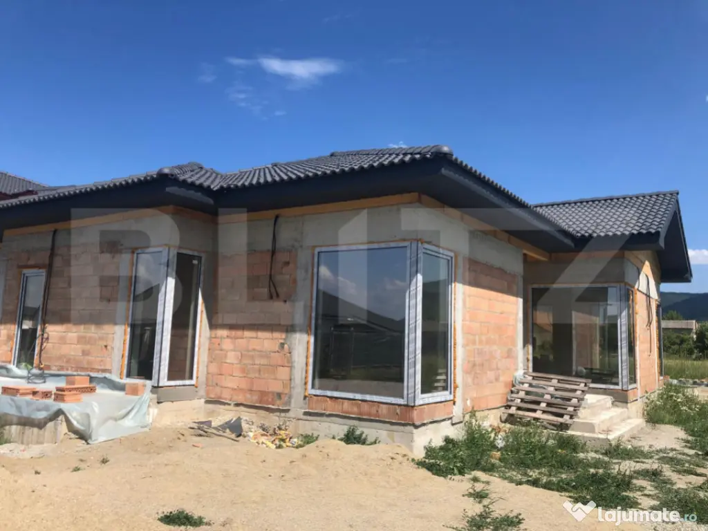 De vanzare, casa in Cristian, finalizare 2025