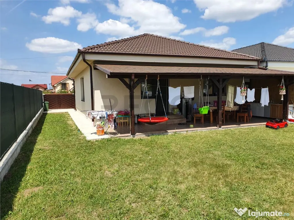 RECO, casa la cheie, mobilata, utilata, in Sanmartin, la 1 k