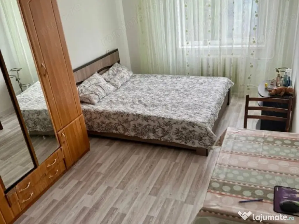 1 camera in zona Medicinei