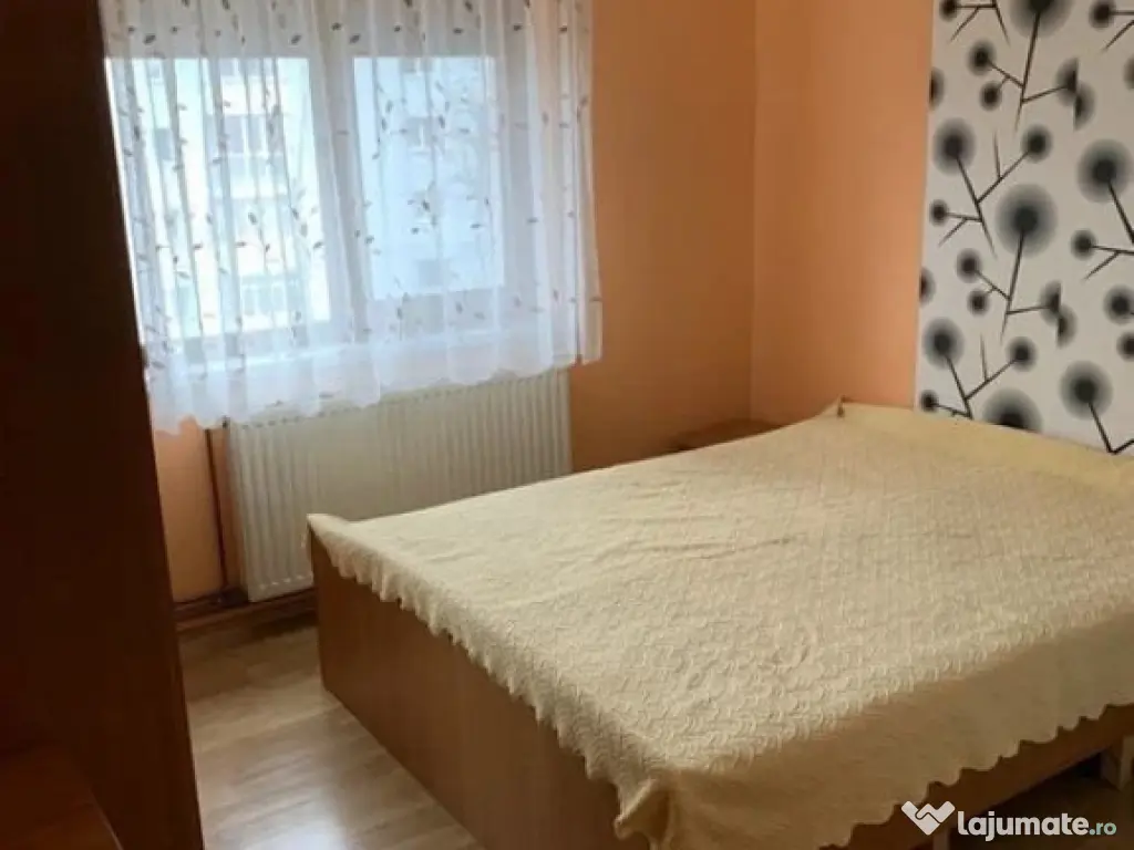 2 camere in zona Circumvalatiunii