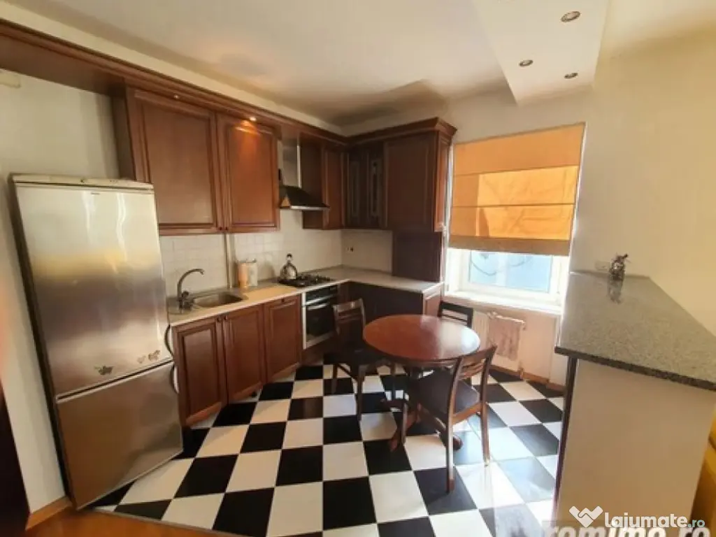 2 camere in zona Aradului