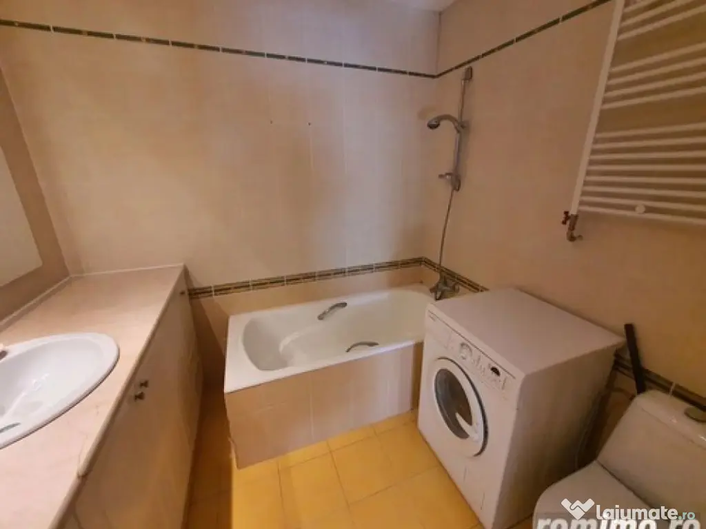 2 camere in zona Aradului