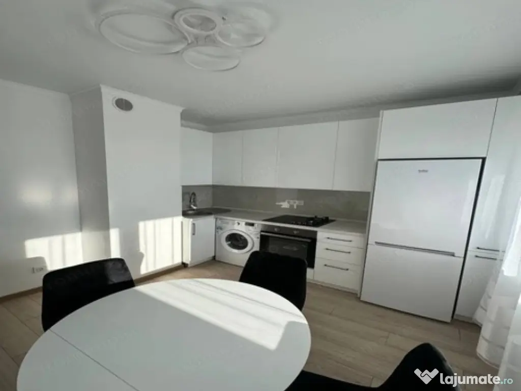 2 camere in zona Aradului