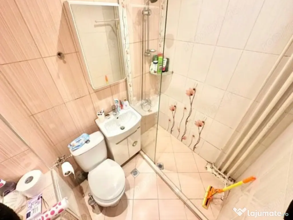 2 camere in zona Medicinei