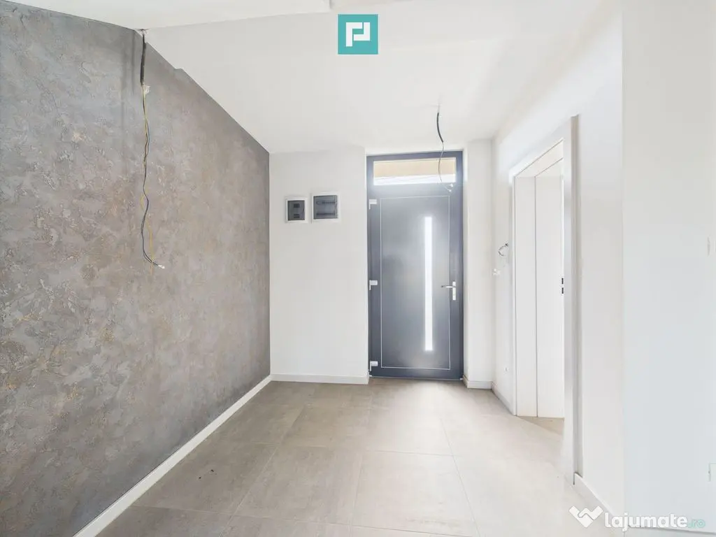 Duplex modern cu garaj, în Giarmata
