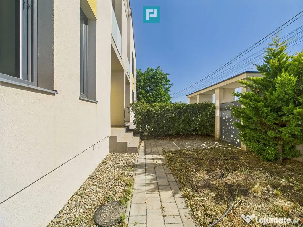Duplex modern cu garaj, în Giarmata