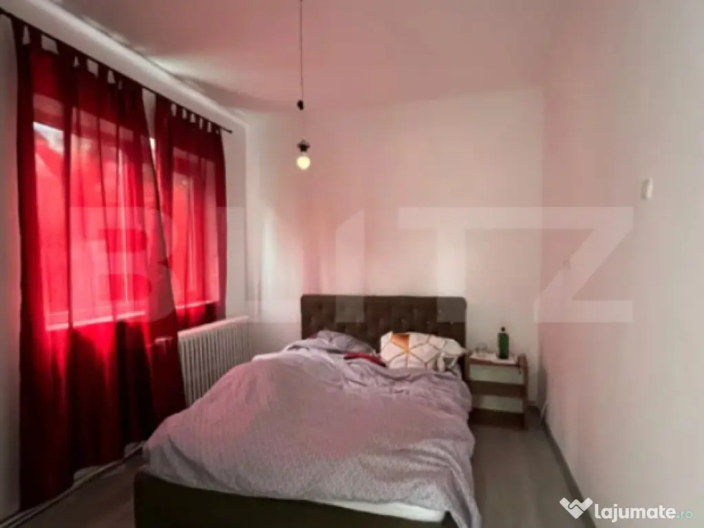 Apartament de vanzare in vila, cu 5 camere, 150 mp, zona And