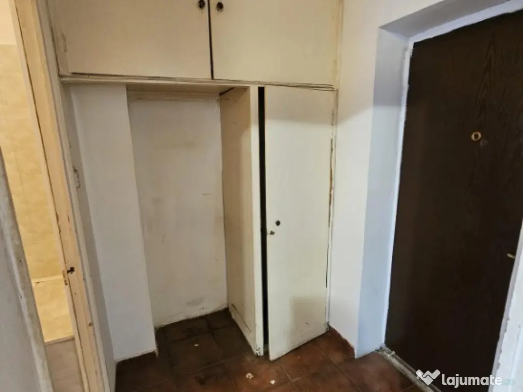 Garsoniera zona Calea Mosilor 