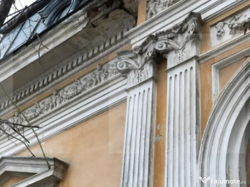 Casa cuplata, 51 mp utili+29mp teren pentru garaj, curte com