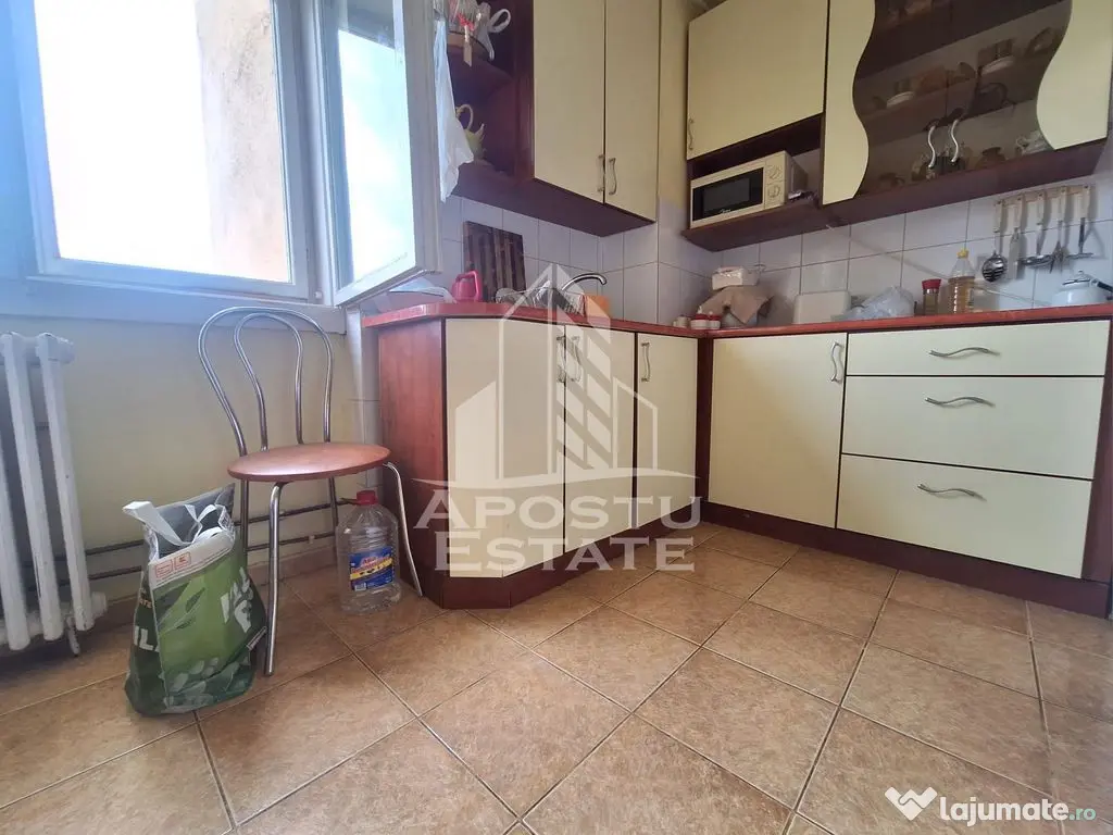 Apartament cu 4 camere, 120mp construiti, Aurel Vlaicu 