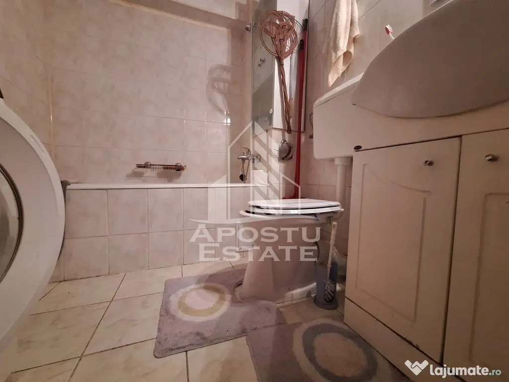 Apartament cu 4 camere, 120mp construiti, Aurel Vlaicu 