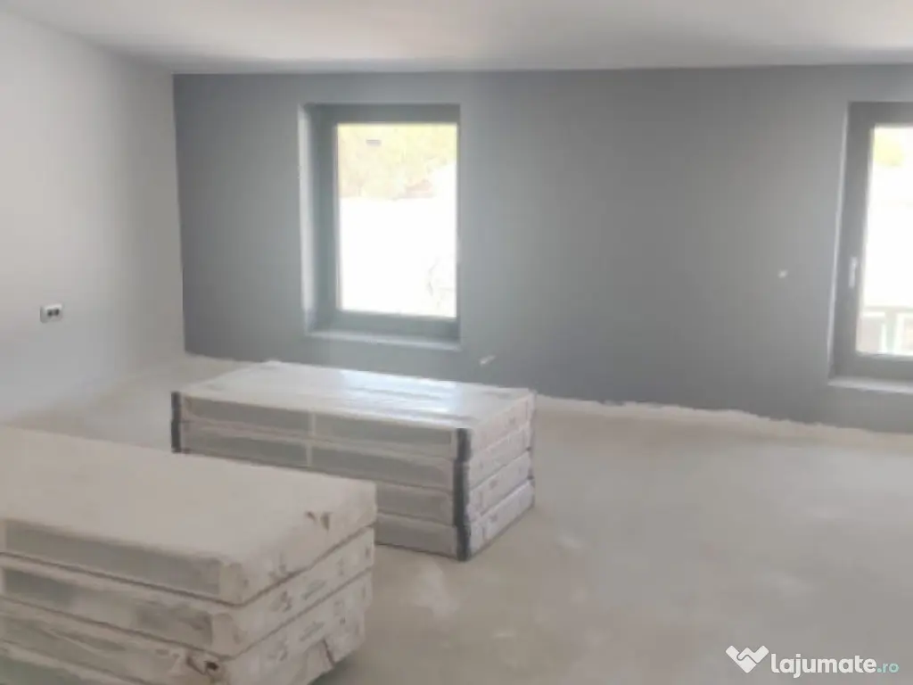 Spatiu comercial nou.Spatiu birouri 