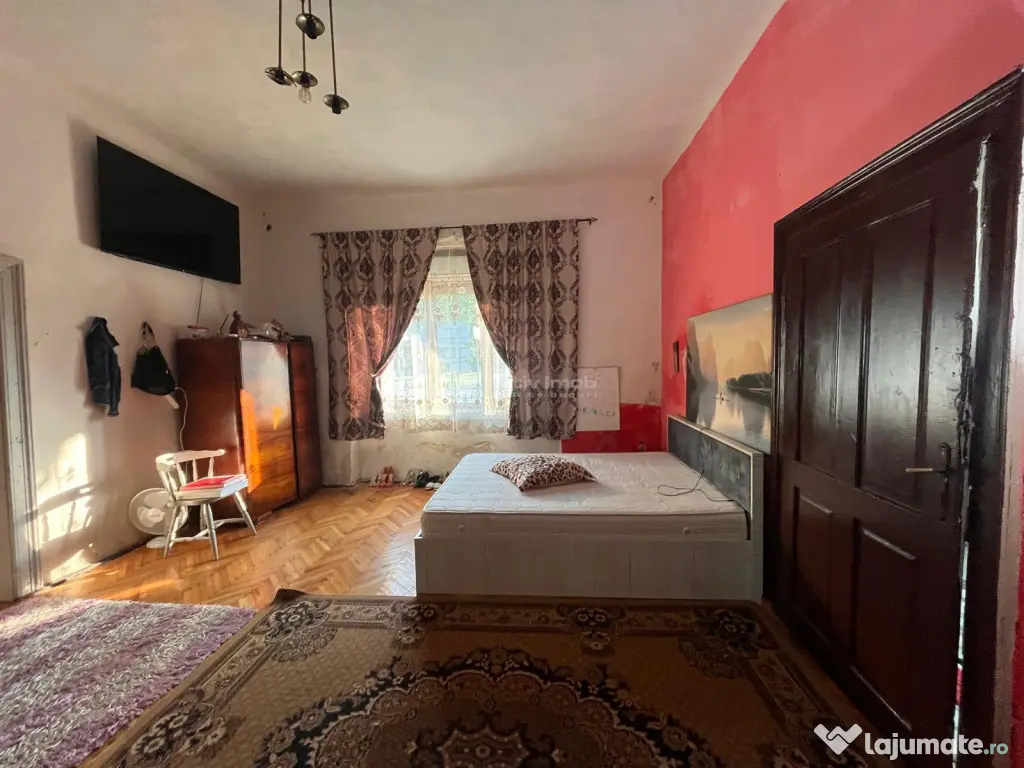 Sacu, Casa 426 Mp. Construiti, 6.500 Mp. Teren