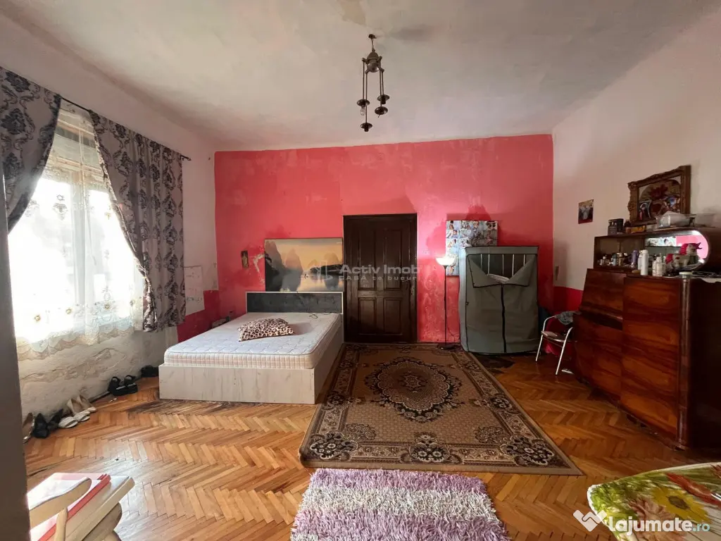 Sacu, Casa 426 Mp. Construiti, 6.500 Mp. Teren