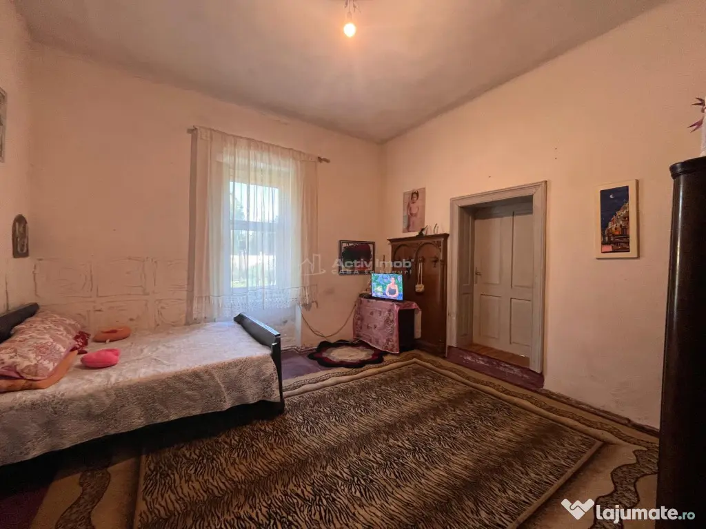 Sacu, Casa 426 Mp. Construiti, 6.500 Mp. Teren