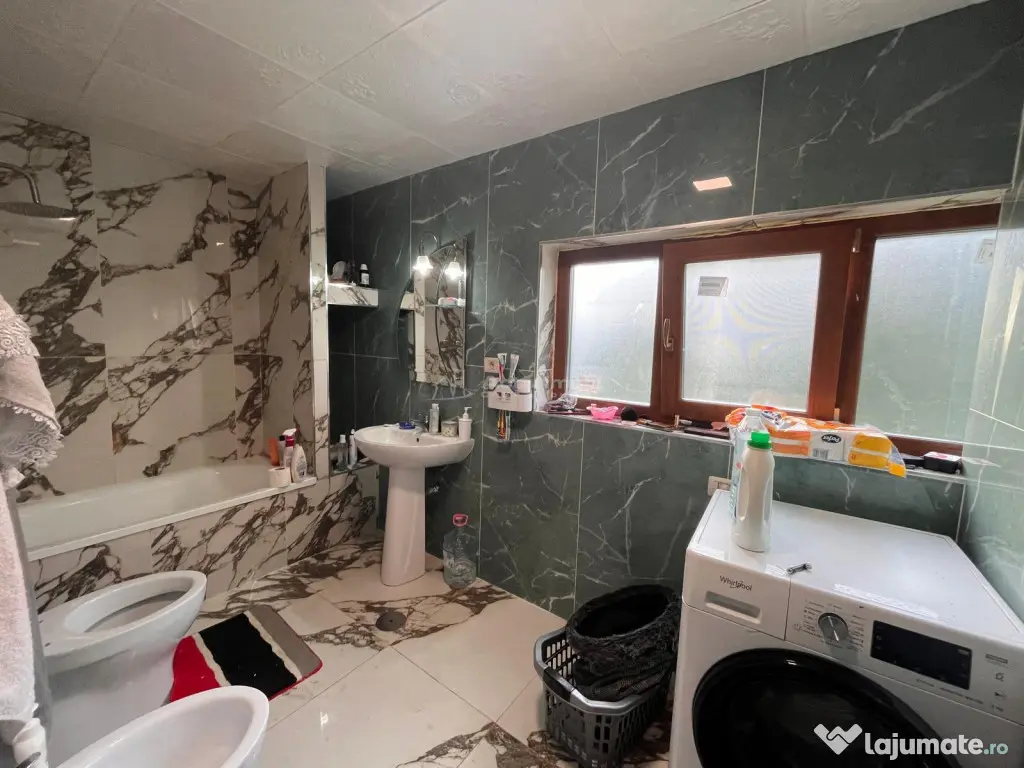 Sacu, Casa 426 Mp. Construiti, 6.500 Mp. Teren