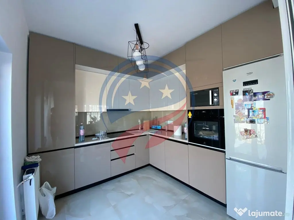 CASA DEOSEBITA ZONA SELGROS COMPLET MOBILATA 