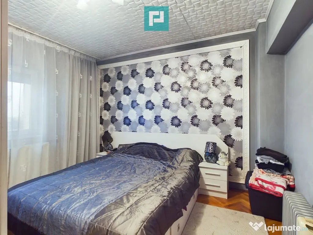 Apartament panoramic cu 4 camere zona 300 