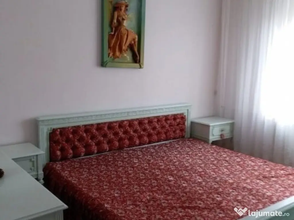 Apartament cu 3 camere in zona Dacia