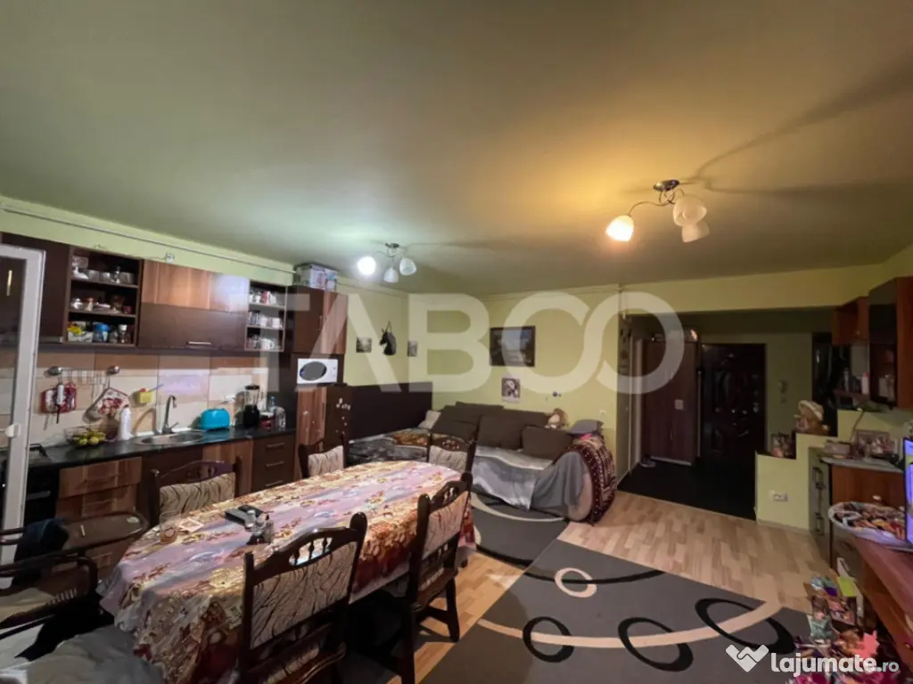 Apartament 3 camere la cheie in Manastur de vanzare in Cluj 