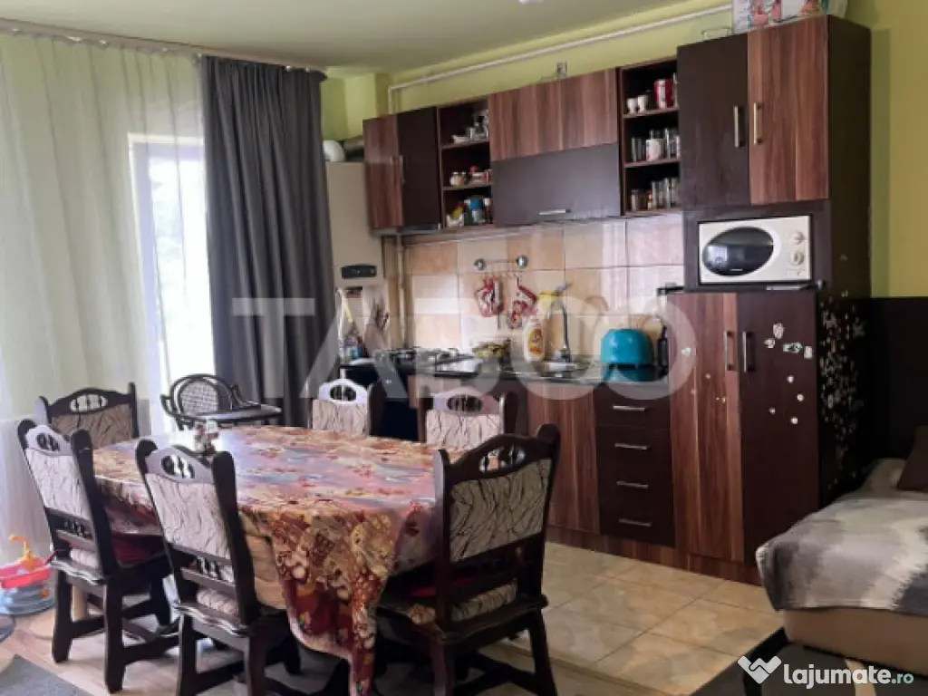 Apartament 3 camere la cheie in Manastur de vanzare in Cluj 
