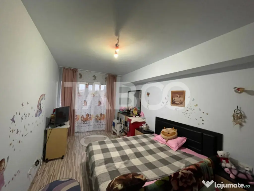 Apartament 3 camere la cheie in Manastur de vanzare in Cluj 