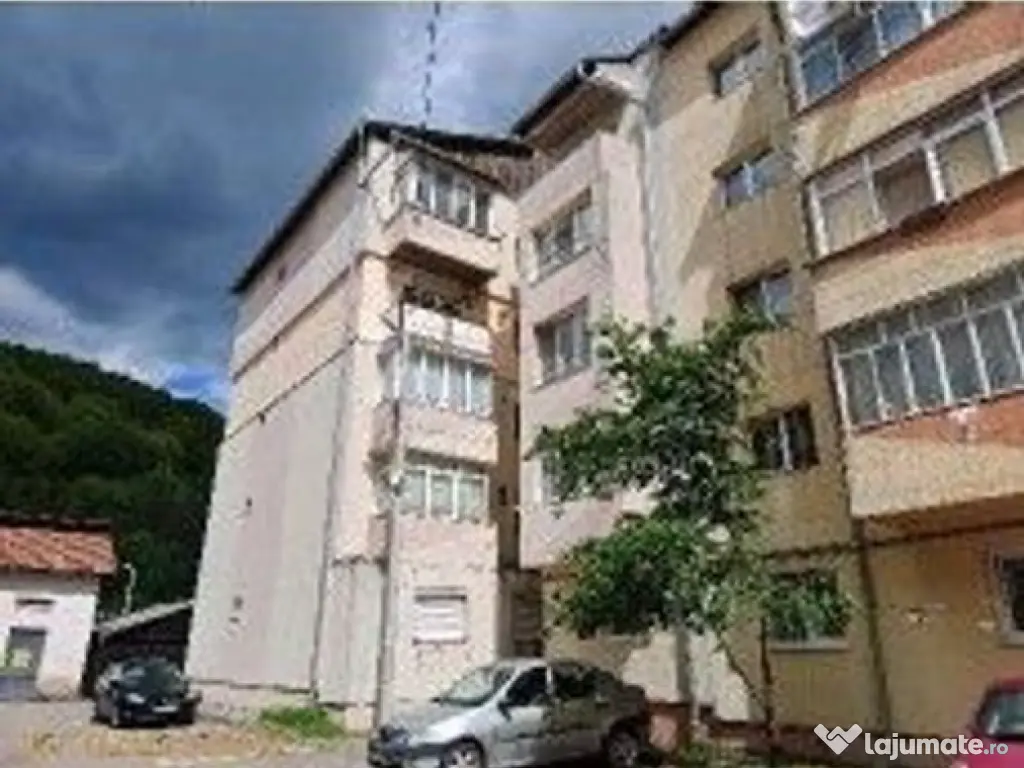 Apartament 4 camere Gura Humorului, cota parte 8/40. ID: ... 