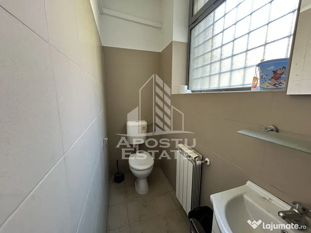 Spatiu comercial 100 mp, vitrina, trafic pietonal, zona M...