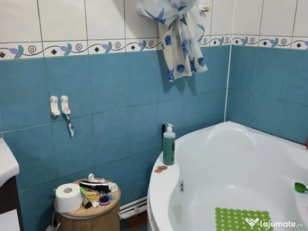 Casă situată în zona Palas din cărămidă 