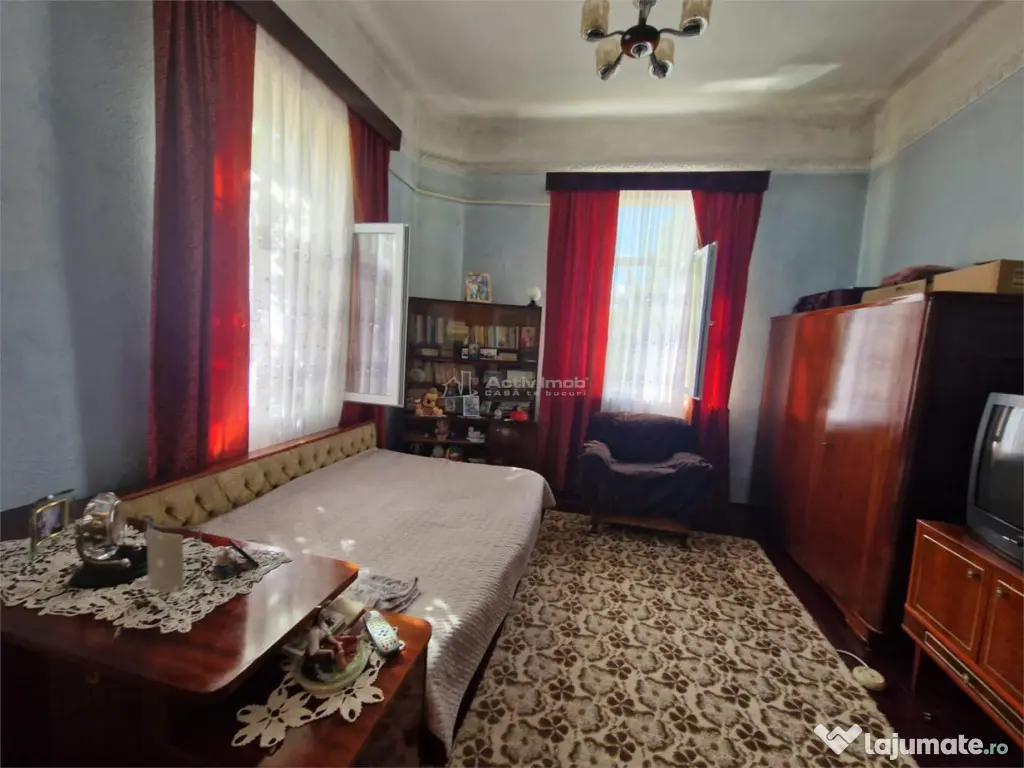 Ramnicu Valcea - Biblioteca Judeteana - casa - 3 camere - cu 