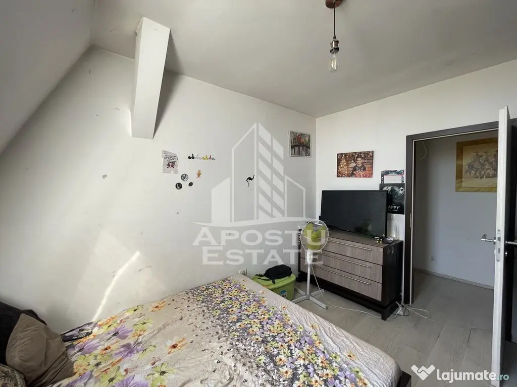 Apartament cu 4 camere decomandat, 106 mp, Calea Torontal...