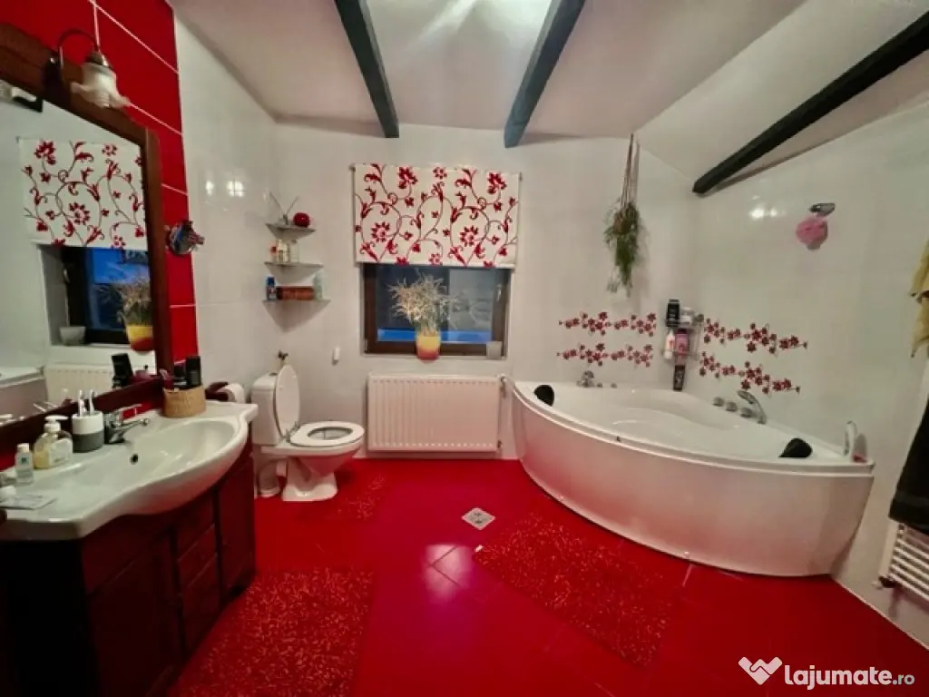 A/1700 De vânzare casă în Mureș- Corunca