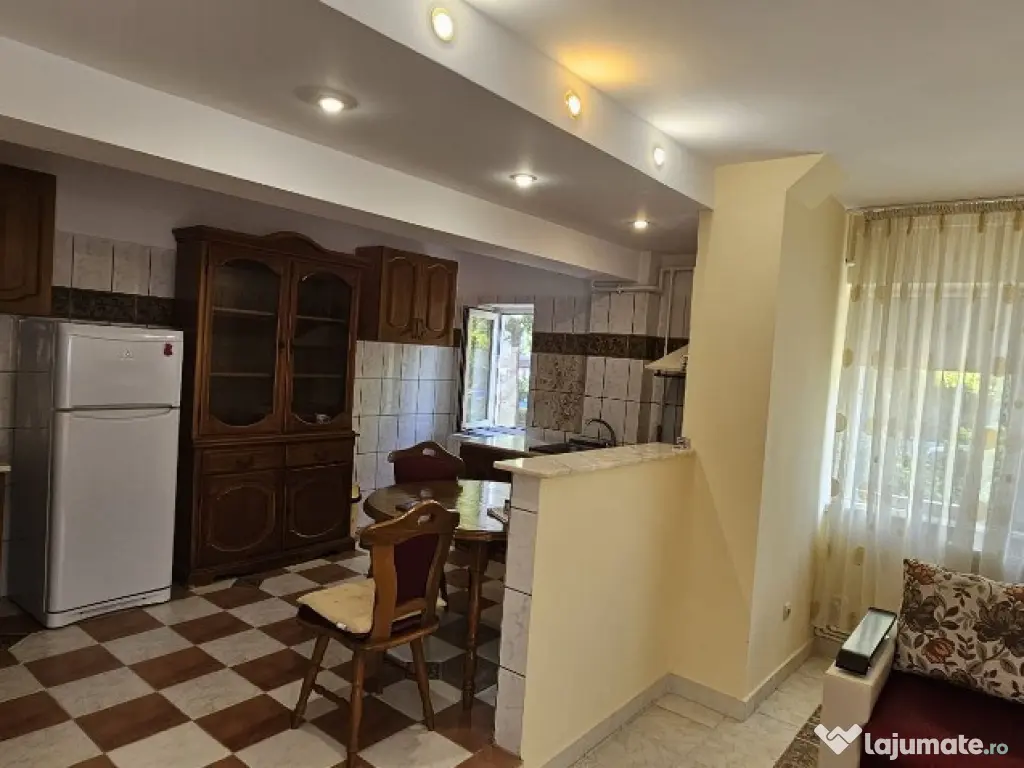 CITY PARK/ 2 CAMERE CU GARAJ