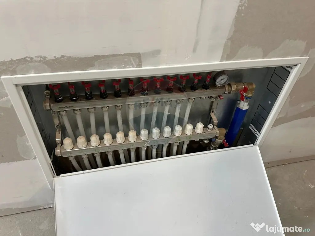 APARTAMENT NOU - zona Centrul Vechi 