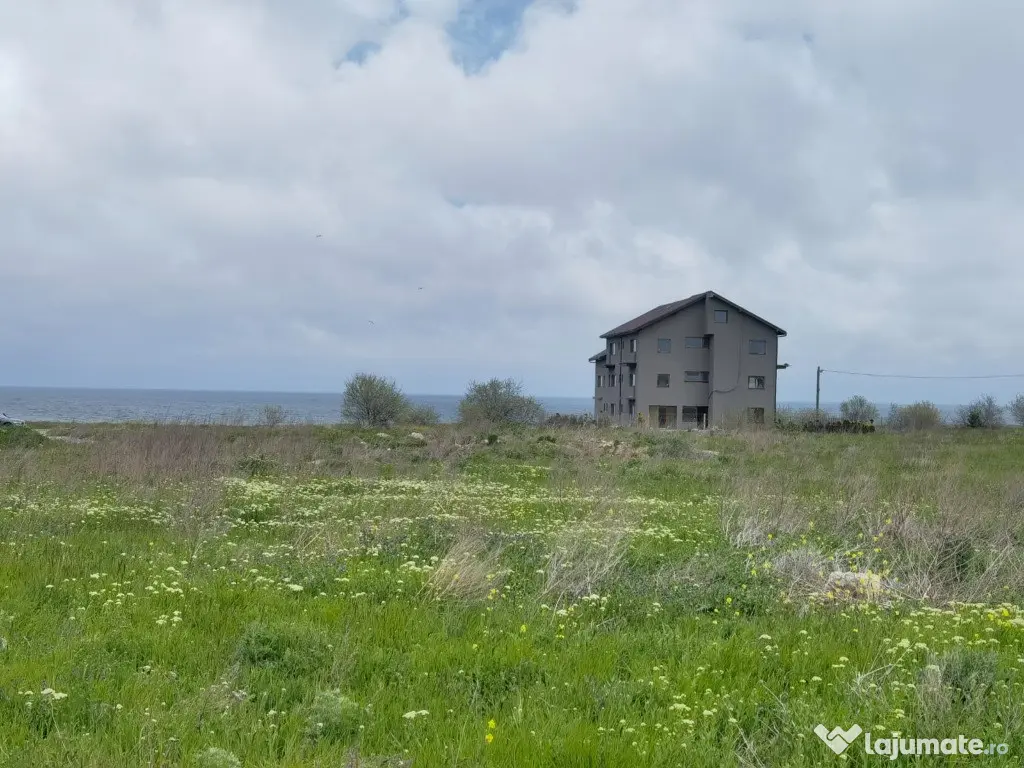 Costinesti teren intravilan 12600 mp distanta de Beach Please 500 m