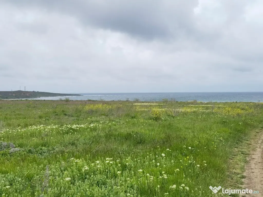 Costinesti teren intravilan 12600 mp distanta de Beach Please 500 m