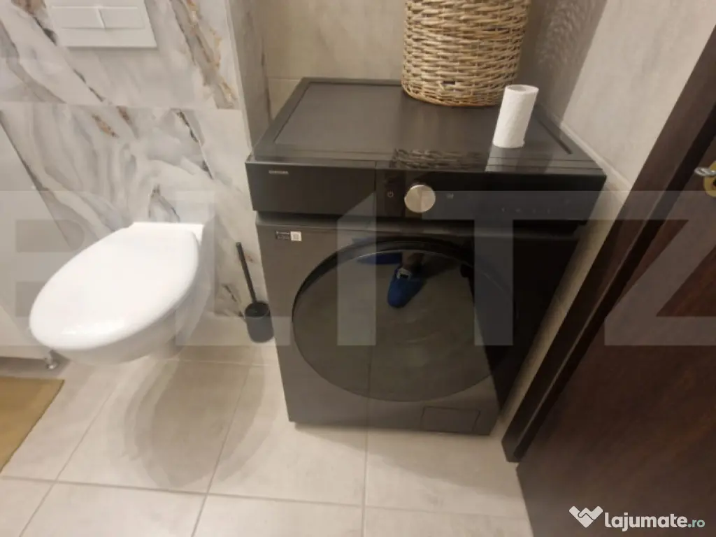 Apartament de lux intabulat ,c-tie noua , parcare, 2 camere 