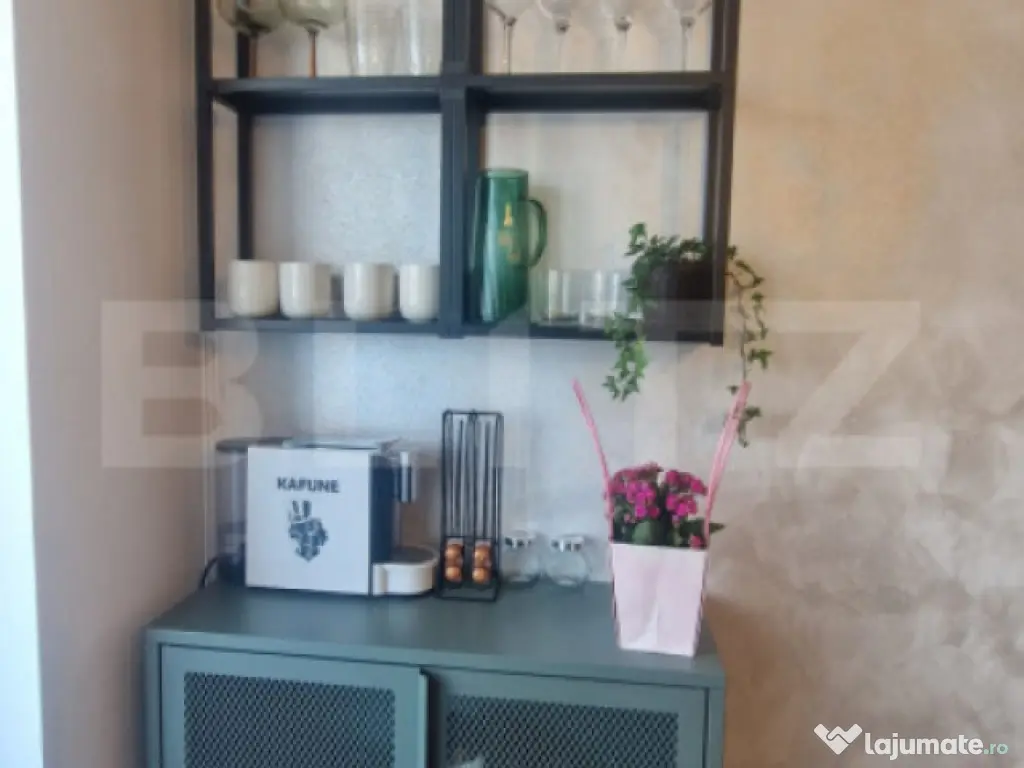 Apartament de lux intabulat ,c-tie noua , parcare, 2 camere 