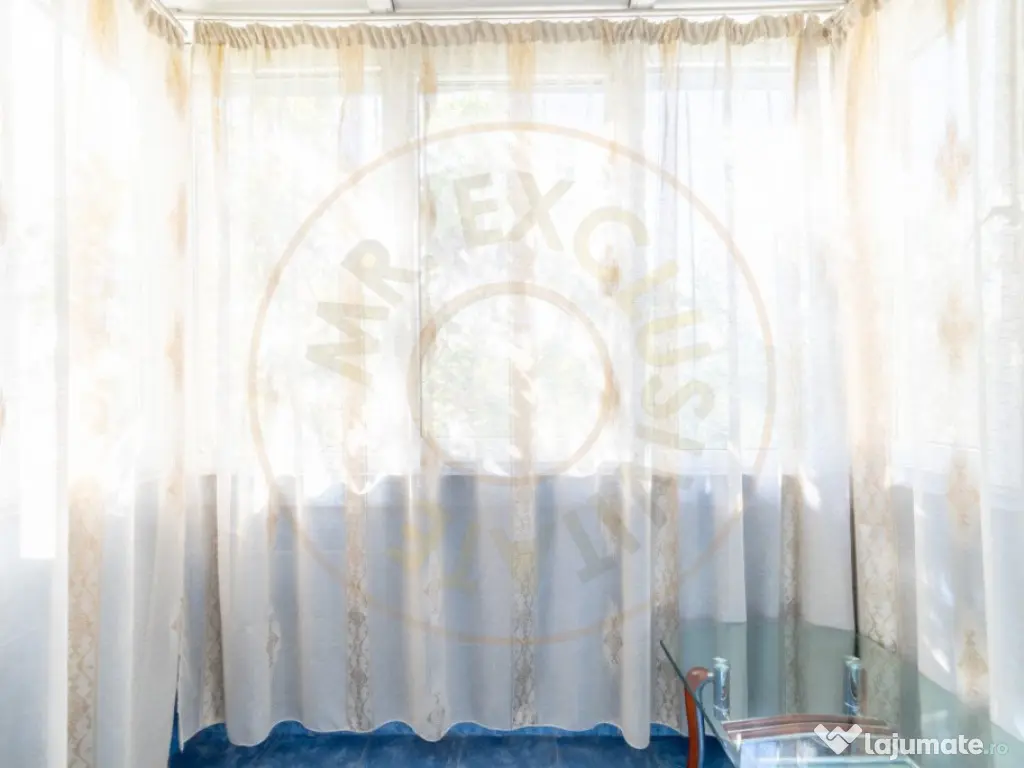 De vanzare- Apartament 3 camere Pitesti-zona Ultracentrala! 