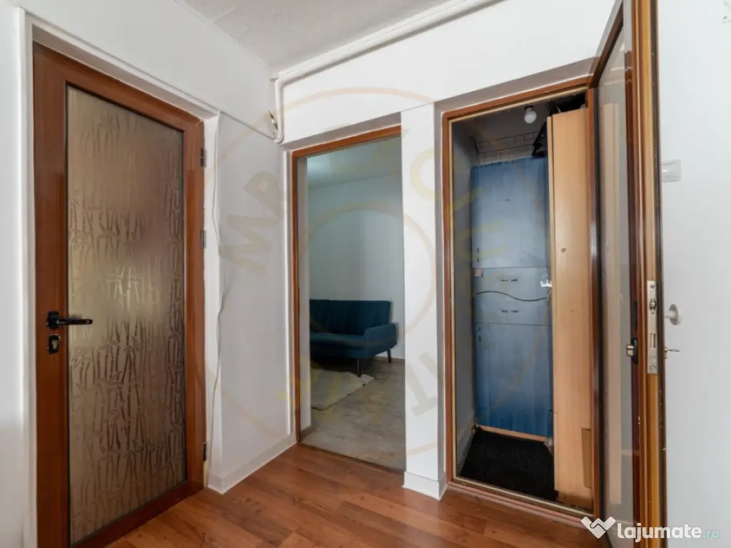 De vanzare- Apartament 3 camere Pitesti-zona Ultracentrala! 