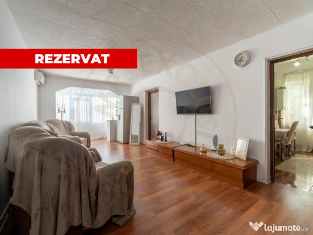 De vanzare- Apartament 3 camere Pitesti-zona Ultracentrala! 