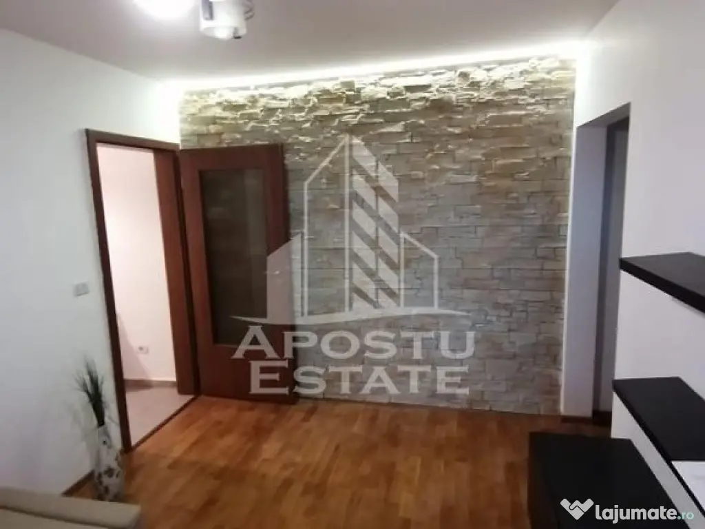 Apartament cu 3 camere, Zona Dacia