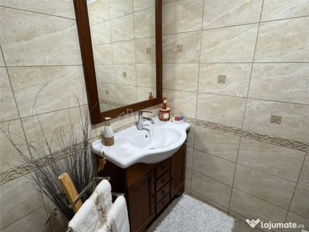 Casa individuala cu 4 camere – zona Partos 