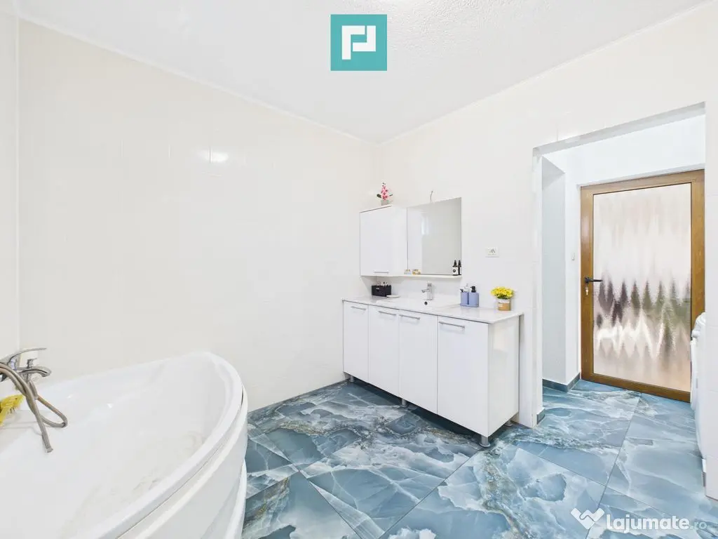 Casa P+M, Aradul Nou 